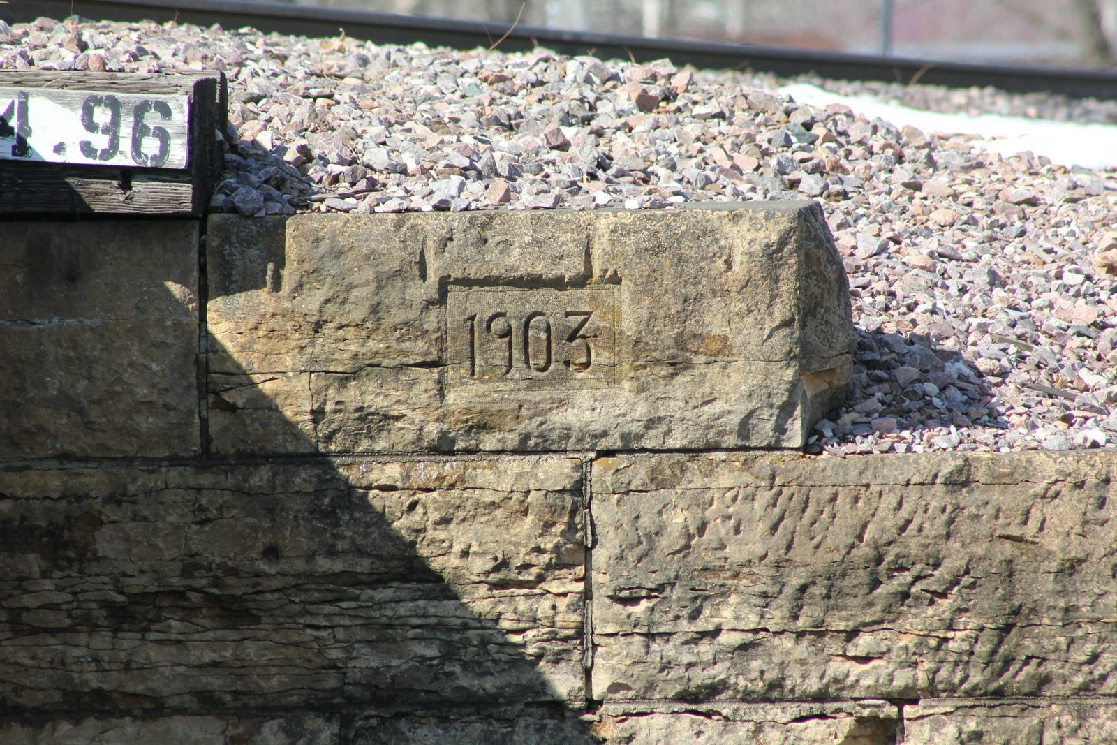 Date stone